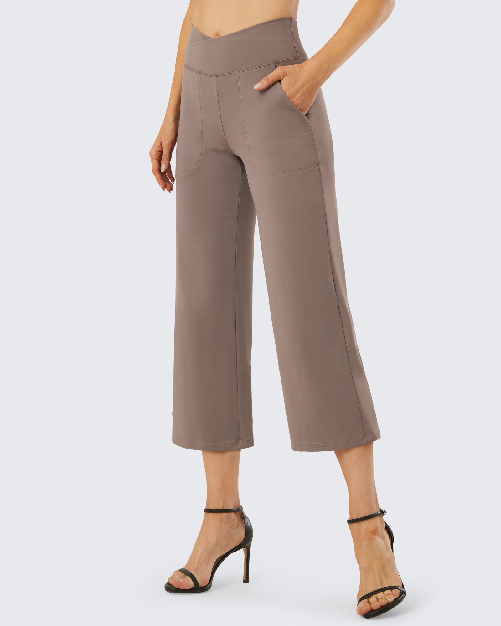 Everyday Style | Wide Leg High-Waisted Capri Pants with Flattering Fit | Perfect for Quick Errands